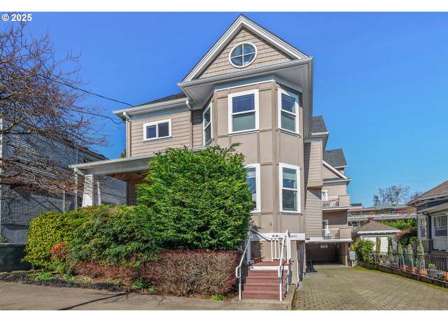 Property at 2445 NW Lovejoy St #3, Portland, OR 97210, 3 beds, 2.5 baths