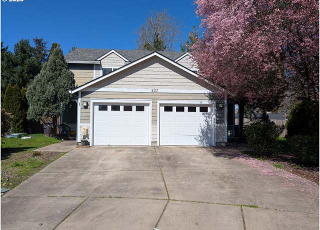 Property at 237 41st Ct, Washougal, WA 98671, 6 beds, 4 baths