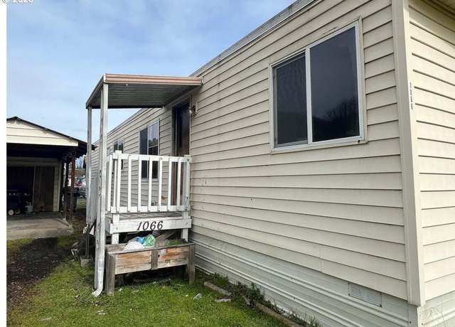 Property at 1066 NW Plateau Dr, Roseburg, OR 97471, 2 beds, 1 bath