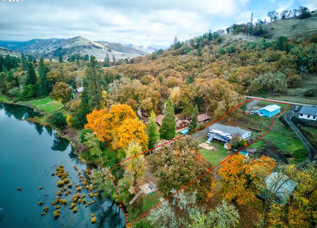 Property at 2665 Whistlers Park Rd, Roseburg, OR 97470, 4 beds, 2 baths