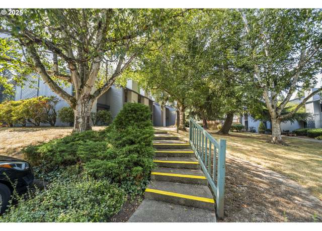 Property at 7945 SW Fanno Creek Dr, Portland, OR 97224, 2 beds, 1.5 baths