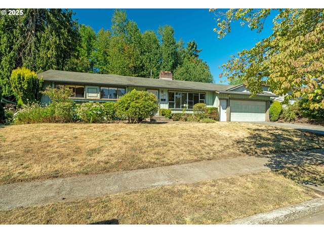 Property at 1230 Windsor Dr, Gladstone, OR 97027, 5 beds, 2 baths