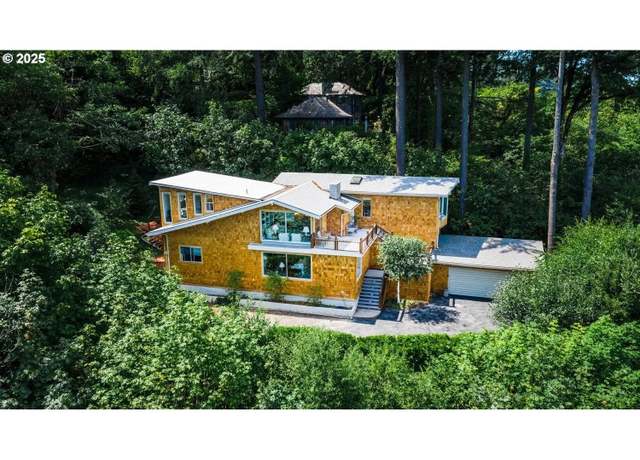 Property at 3800 SW Humphrey Blvd, Portland, OR 97035, 3 beds, 3.5 baths