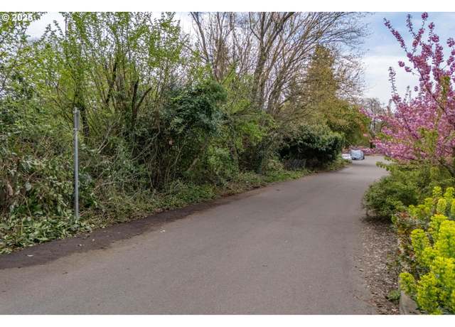 Property at 3601 SE 76th Ave, Portland, OR 97206