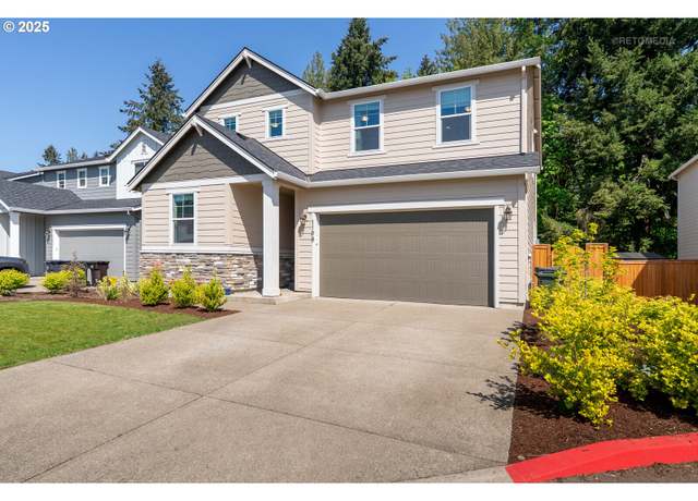 Property at 1198 N Sycamore St, Canby, OR 97013, 4 beds, 3 baths
