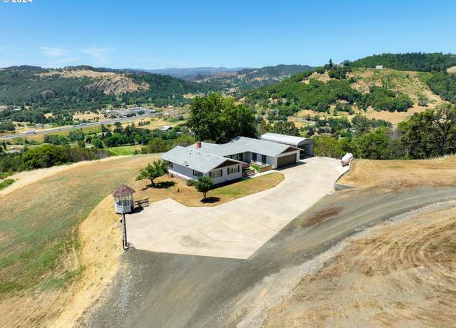 Property at 984 Wagontire Dr, Myrtle Creek, OR 97457, 3 beds, 2 baths