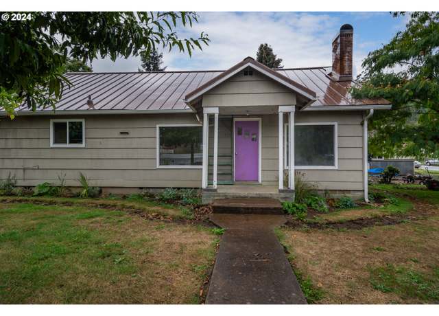 Property at 405 S Cedar St, Drain, OR 97435, 3 beds, 1 bath