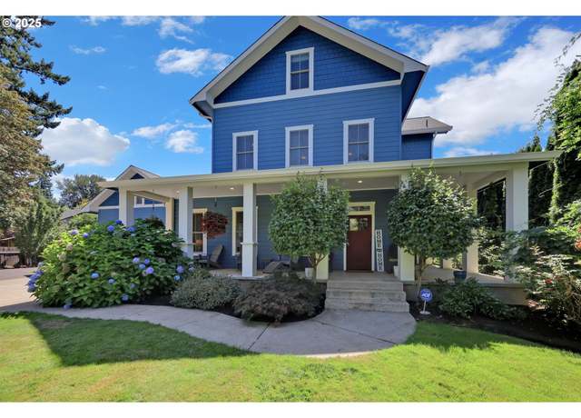 Property at 320 E Beacon Dr, Eugene, OR 97404, 4 beds, 3 baths