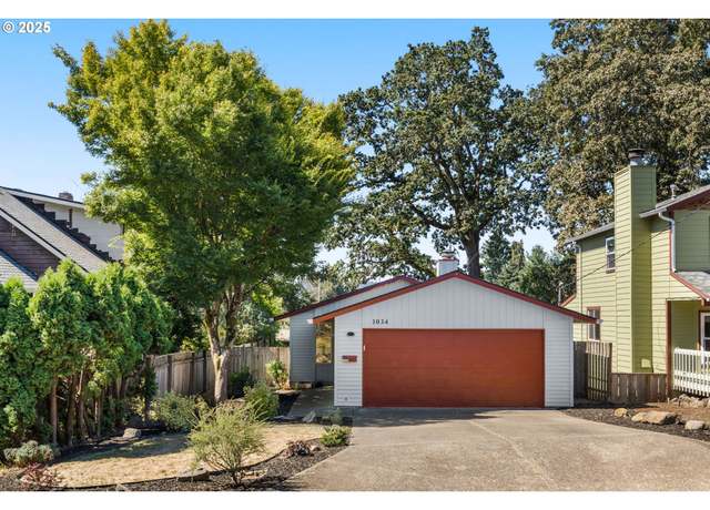 Property at 1034 Columbia Ave, Gladstone, OR 97027, 3 beds, 2 baths