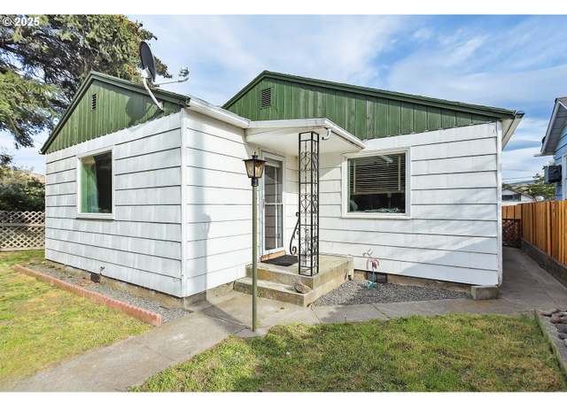 Property at 116 Main St, Wishram, WA 98673, 2 beds, 1 bath