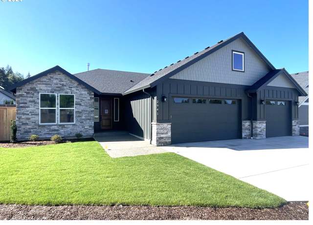 Property at 2941 NE 3rd Cir, Battle Ground, WA 98604, 4 beds, 2.5 baths