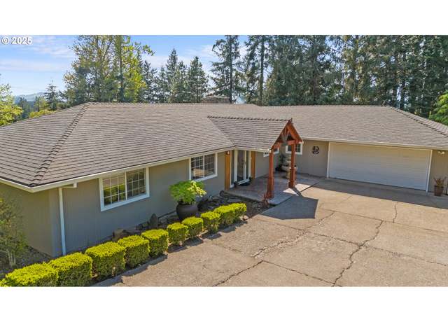 Property at 13665 SE 178th Ave, Damascus, OR 97089, 4 beds, 2.5 baths
