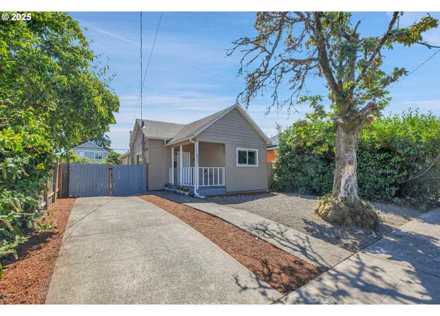 Property at 6412 SE 83rd Ave, Portland, OR 97266, 3 beds, 1 bath