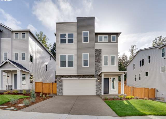 Property at 2068 NE Ridge Run Ln, Estacada, OR 97023, 3 beds, 2.5 baths