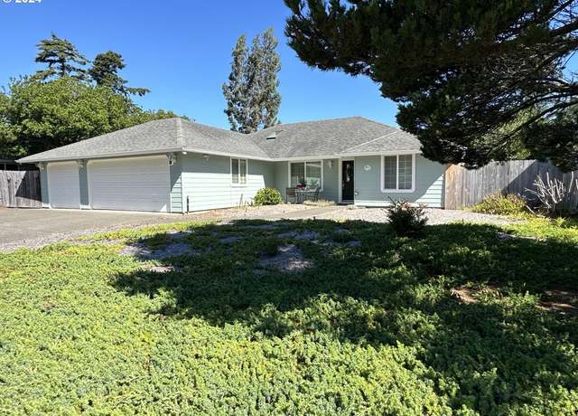 Property at 2175 23rd St, Florence, OR 97439, 3 beds, 2 baths