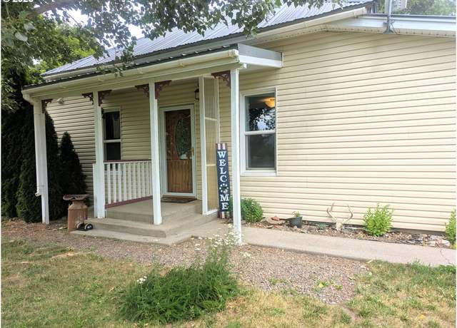 Property at 460 7th St, Imbler, OR 97841, 3 beds, 1.5 baths