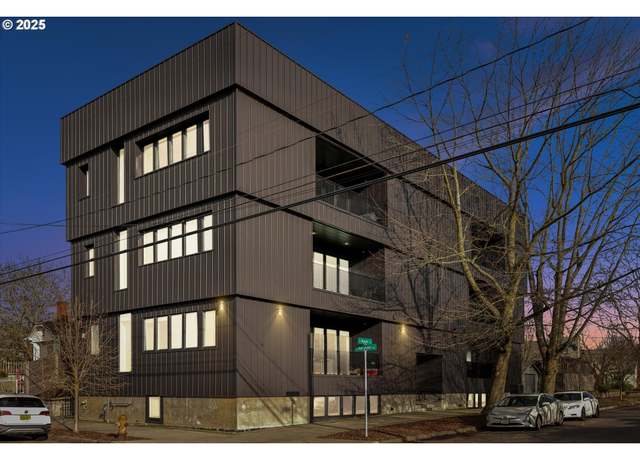 Property at 1375 N Wygant St, Portland, OR 97217, 14 beds, 14 baths
