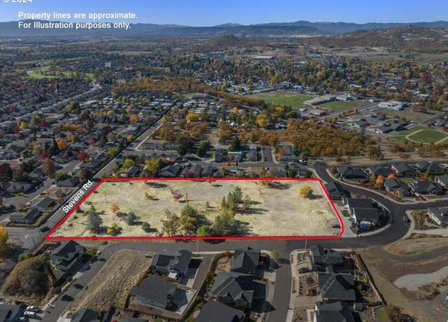 Property at 653 Stevens Rd, Eagle Point, OR 97524