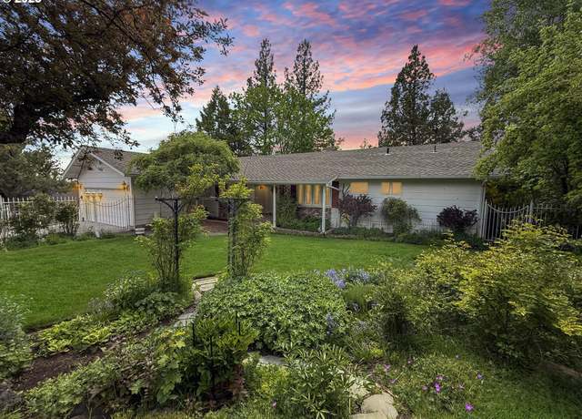 Property at 2101 NW Cascade View Dr, Bend, OR 97703, 4 beds, 3.5 baths