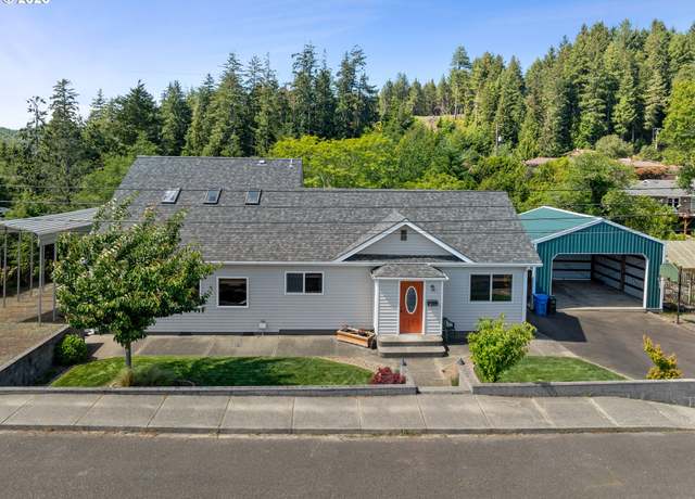 Property at 2111 Greenwood Ave, Reedsport, OR 97467, 4 beds, 2 baths
