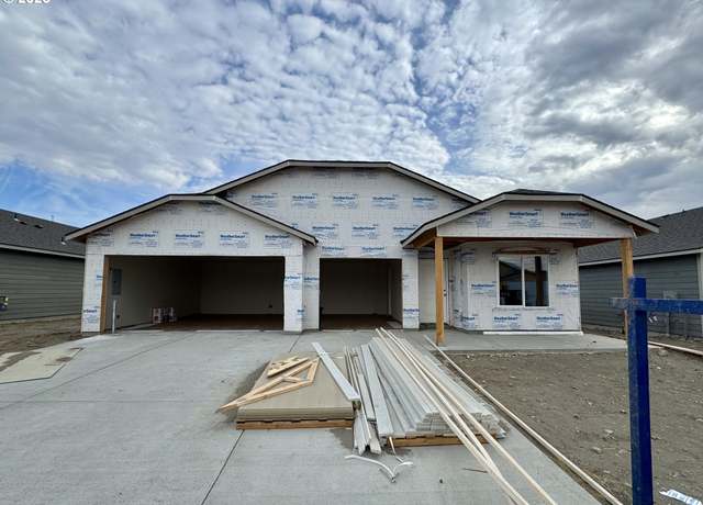 Property at 499 Arthur St, Umatilla, OR 97882, 4 beds, 2 baths