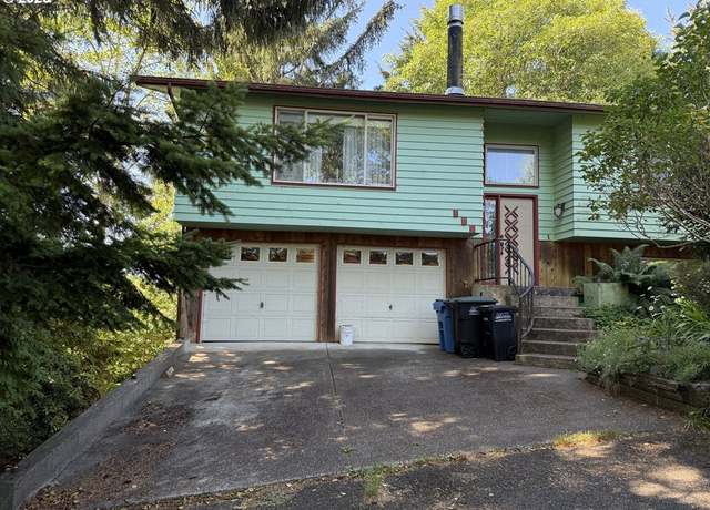 Property at 165 SE Rose St, Waldport, OR 97394, 3 beds, 2 baths