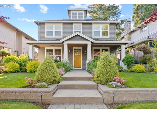 Property at 834 6th St, Lake Oswego, OR 97034, 4 beds, 2.5 baths