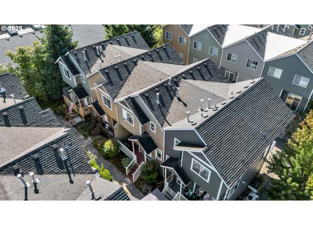Property at 17385 SW Carson Ct, Beaverton, OR 97078, 3 beds, 2.5 baths