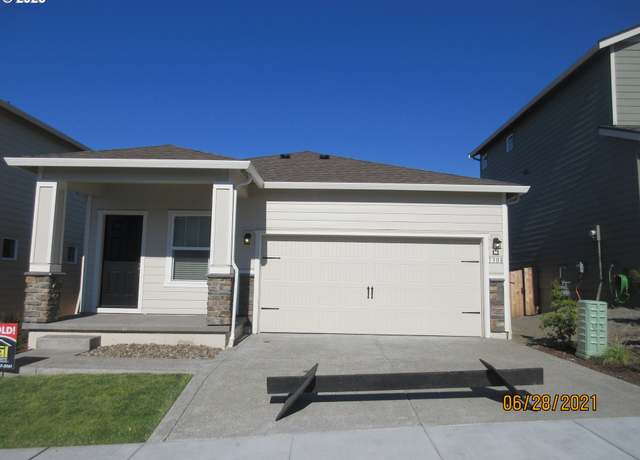 Property at 1308 W 15th Ave, La Center, WA 98629, 3 beds, 2 baths
