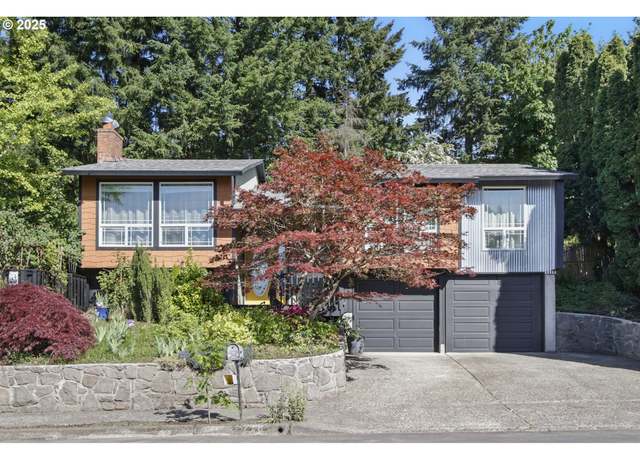 Property at 590 NW Battaglia Ave, Gresham, OR 97030, 3 beds, 2.5 baths