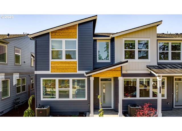 Property at 6564 SE Nasha St, Hillsboro, OR 97123, 3 beds, 2.5 baths