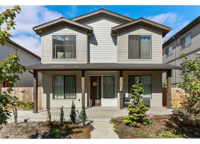 Property at 453 NE 74th Ave #3, Portland, OR 97213, 2 beds, 2.5 baths