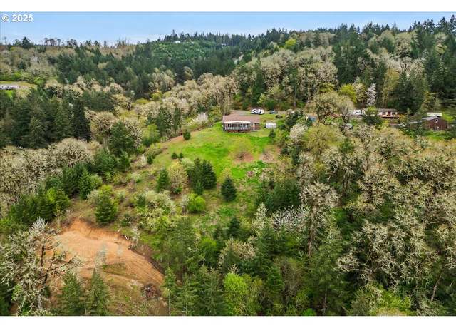 Property at 21600 NE Forest Dr, Yamhill, OR 97148, 3 beds, 2 baths