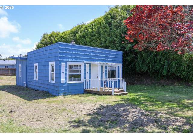 Property at 381 N Empire Blvd, Coos Bay, OR 97420, 2 beds, 1 bath