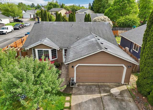 Property at 1901 NW 4th St, Battle Ground, WA 98604, 3 beds, 2 baths