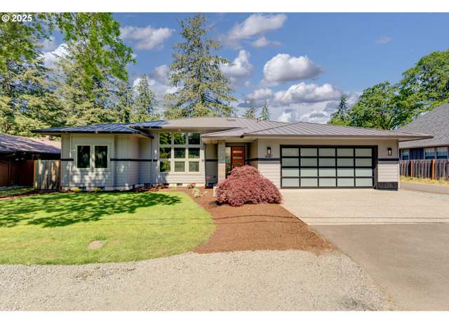 Property at 6087 Carman Dr, Lake Oswego, OR 97035, 3 beds, 2.5 baths