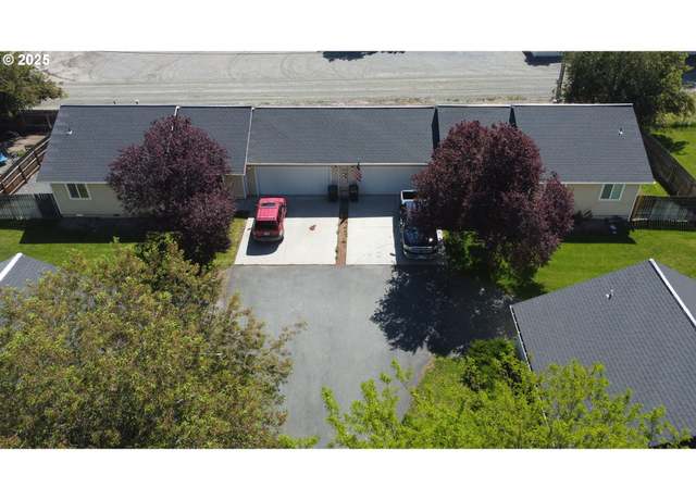 Property at 3000 Elm St, Baker City, OR 97814, 6 beds, 4 baths