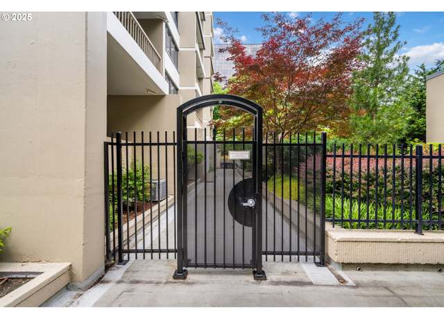 Property at 255 SW Harrison St Unit TH5, Portland, OR 97201, 3 beds, 2 baths
