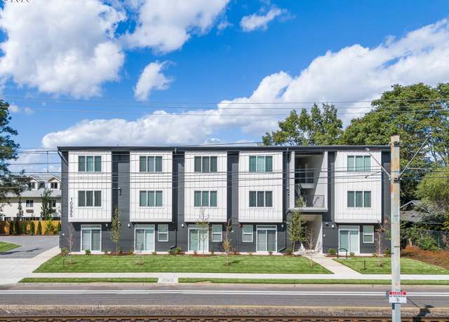 Property at 10985 E Burnside St #26, Portland, OR 97216, 1 bath