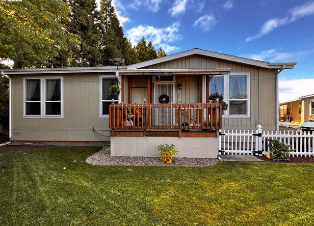 Property at 2200 SE Lancaster Dr, Salem, OR 97317, 2 beds, 2 baths