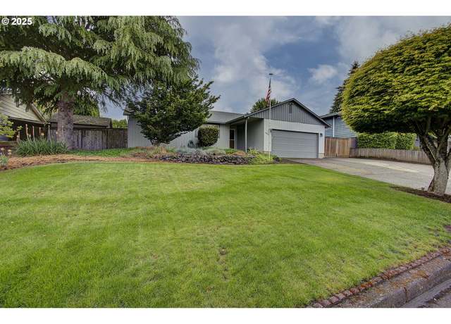 Property at 1820 NW 105th St, Vancouver, WA 98685, 3 beds, 2 baths