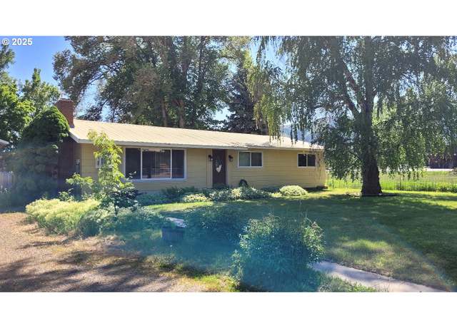 Property at 37950 Highway 414, Halfway, OR 97834, 3 beds, 2 baths