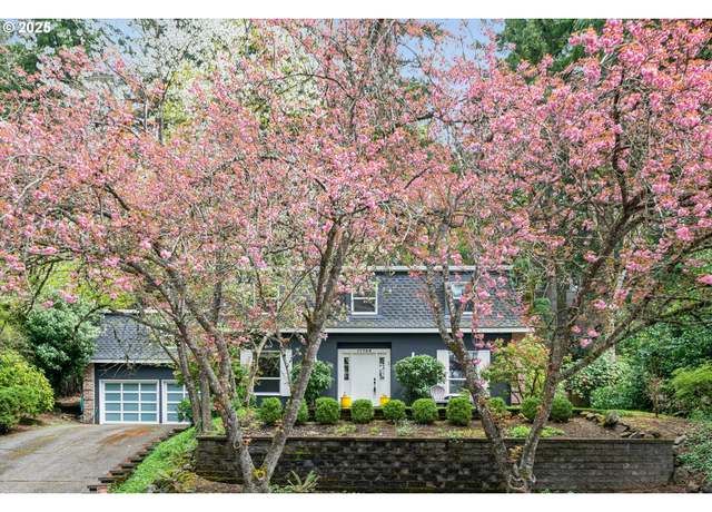 Property at 17756 Westview Dr, Lake Oswego, OR 97034, 4 beds, 2.5 baths