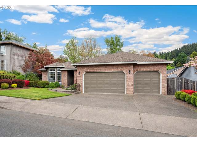Property at 13573 SE Sagebrush Dr, Happy Valley, OR 97086, 3 beds, 2 baths