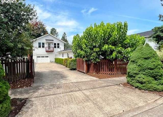 Property at 605 N Grant St, Newberg, OR 97132, 3 beds, 3 baths