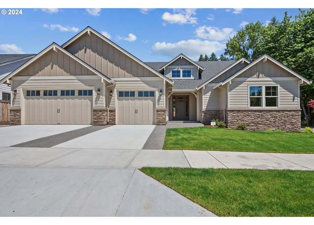 Property at 2129 NE Spitz Rd, Canby, OR 97013, 4 beds, 2.5 baths