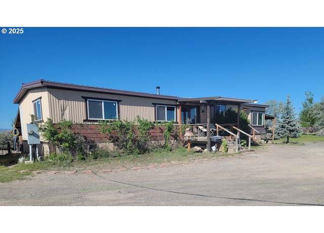 Property at 88160 Fairview Ln, Christmas Valley, OR 97641, 3 beds, 2 baths