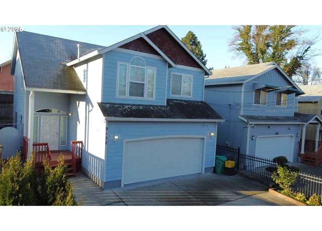Property at 9132 SE Clinton St, Portland, OR 97266, 4 beds, 3 baths