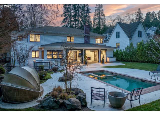 Property at 1819 S Radcliffe Rd, Portland, OR 97219, 6 beds, 6 baths
