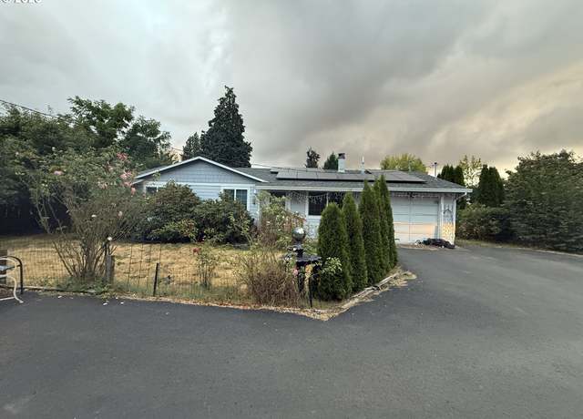 Property at 711 NW Connell Ave, Hillsboro, OR 97124, 3 beds, 1 bath